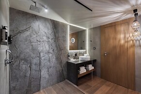 Castello Infinity Suites - Adults Only