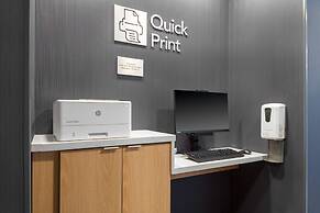 Courtyard by Marriott Memphis East/Galleria