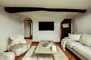 Coniston House