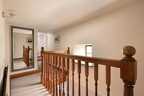 Coniston House