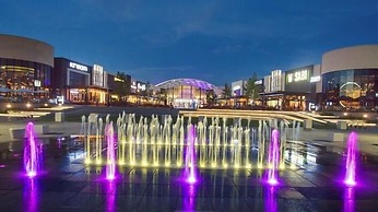 Courtyard Hotel Waterfall City