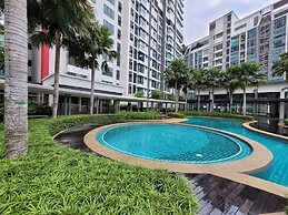 V Residence SunwayVelocity by SleepyBear