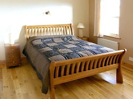 Scenic Estuary Way 3-bed Home in Labasheeda