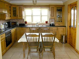 Scenic Estuary Way 3-bed Home in Labasheeda