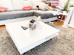 3bed Apartment 18 Mins by Metro to Helsinki Centre