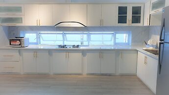 Cala South Beach Villas