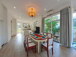 Cala South Beach Villas