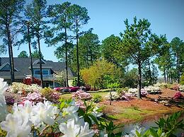 Beautiful Ground Floor Golf Resort Villa 1503 Steps from the Pool by R