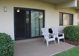 Summerhouse 228 2 Bedroom Condo by RedAwning
