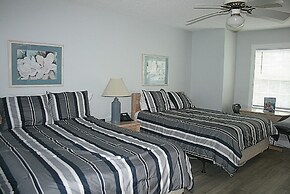 101 2 Bedroom Villa by RedAwning