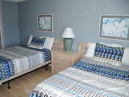 208 2 Bedroom Villa by RedAwning