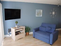 208 2 Bedroom Villa by RedAwning