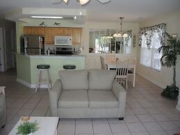 2607m 1 Bedroom Condo by RedAwning