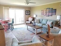 Summerhouse 101 3 Bedroom Condo by RedAwning