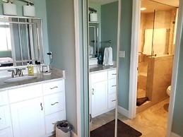 Summerhouse 101 3 Bedroom Condo by RedAwning