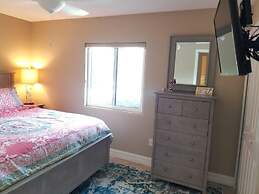 Summerhouse 101 3 Bedroom Condo by RedAwning