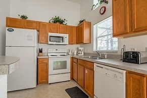 Gated Community Private Pool 3 Bedroom Home by Redawning