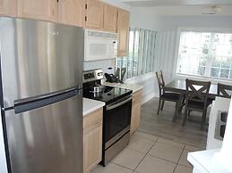 Family Friendly Golf Course View Condo 101M with Great Brunswick Plant