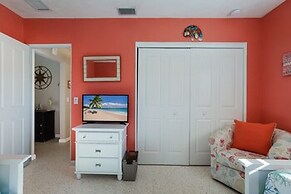 Bayside Bliss 3 Bedroom Home by RedAwning