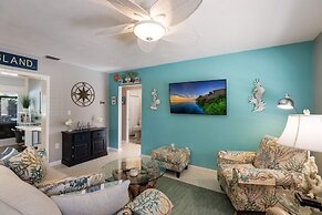 Bayside Bliss 3 Bedroom Home by RedAwning