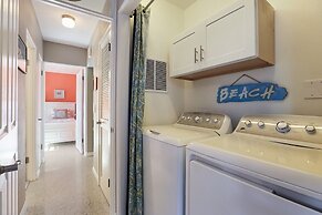 Bayside Bliss 3 Bedroom Home by RedAwning