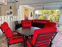 Coconut 3 Bedroom Home by RedAwning