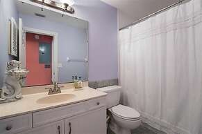 Coconut 3 Bedroom Home by RedAwning