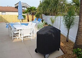Pet Friendly ocean side Vacation Home by Redawning