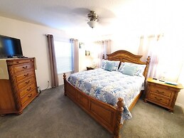 Pet Friendly ocean side Vacation Home by Redawning