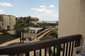 Island House F232 2 Bedroom Condo by RedAwning