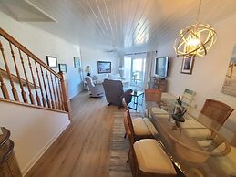 Island House F232 2 Bedroom Condo by RedAwning