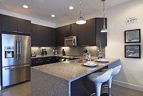 Beautiful 3-bed 10 Minutes From Disney-17440 Serenity Resort 3 Bedroom