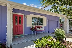 Flamingo Bay 4 Bedroom Home by RedAwning