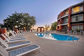 Heidel House Hotel and Conference Center, Ascend Hotel Collection