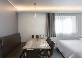 Busan Lounge 26 Hotel