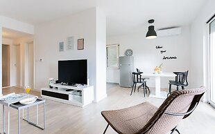 Apartment Black & White