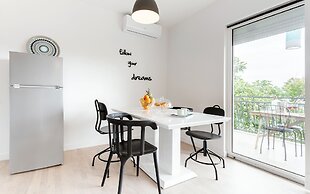 Apartment Black & White