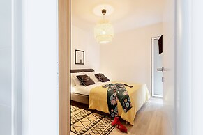 Apartment Black & White