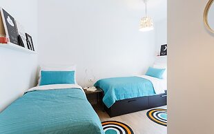 Apartment Black & White