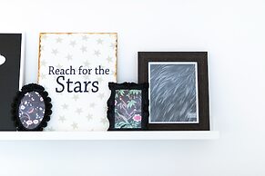 Apartment Black & White