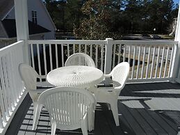 1506m 1 Bedroom Condo by RedAwning