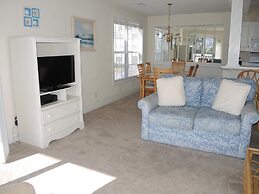 1506m 1 Bedroom Condo by RedAwning