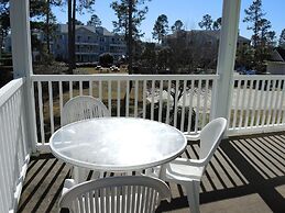 Family Friendly Condo 1504M with Resort Golf Course Onsite by RedAwnin