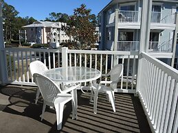 Family Friendly Condo 1504M with Resort Golf Course Onsite by RedAwnin