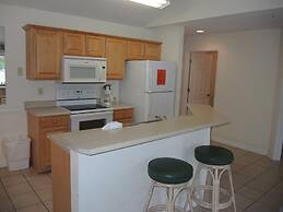 3008m 1 Bedroom Condo by Redawning