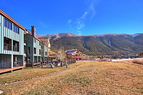 Fp209 Fox Pine Inn 1 Bedroom Condo by RedAwning