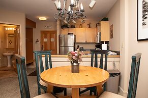 8282 Silver Mill 1 Bedroom Condo by RedAwning