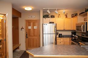 8282 Silver Mill 1 Bedroom Condo by RedAwning