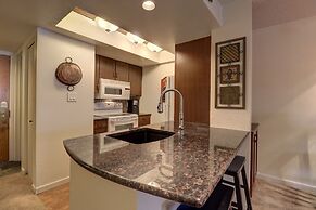 Ski-In Ski-Out Cozy Efficiency in East Village - FP211 by Redawning