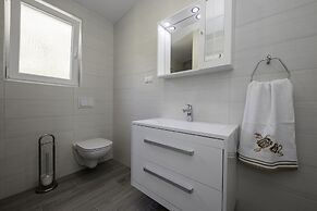 Inviting 3-bed House on the Island of Rab, Croatia